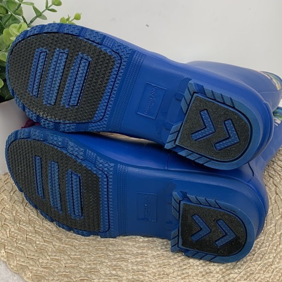 London Fog blue w/floral pattern rubber rain boots, see photos for approx size - Picture 10 of 15